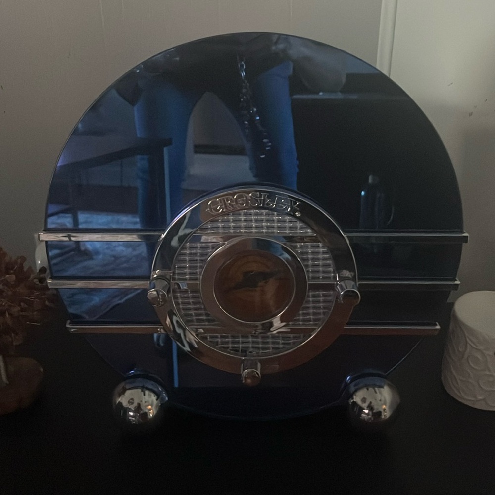 Vintage radio